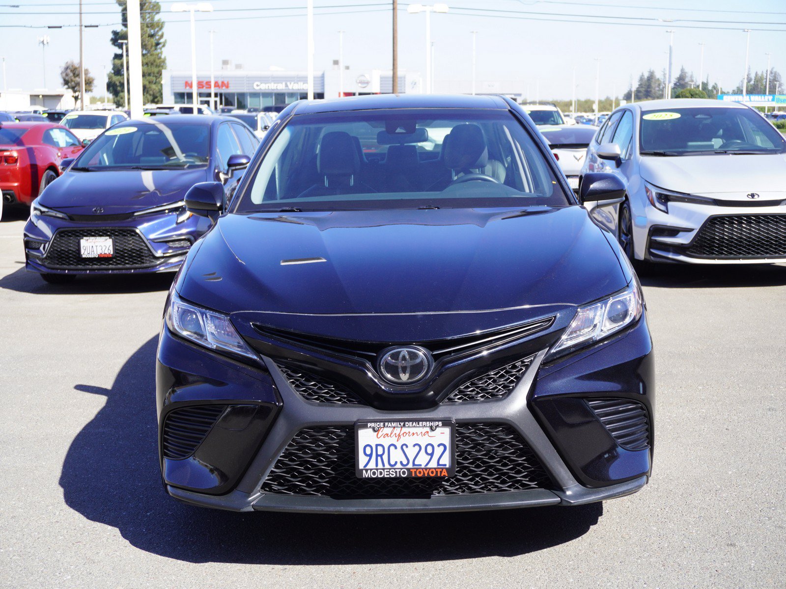 Used 2018 Toyota Camry SE FWD image 4