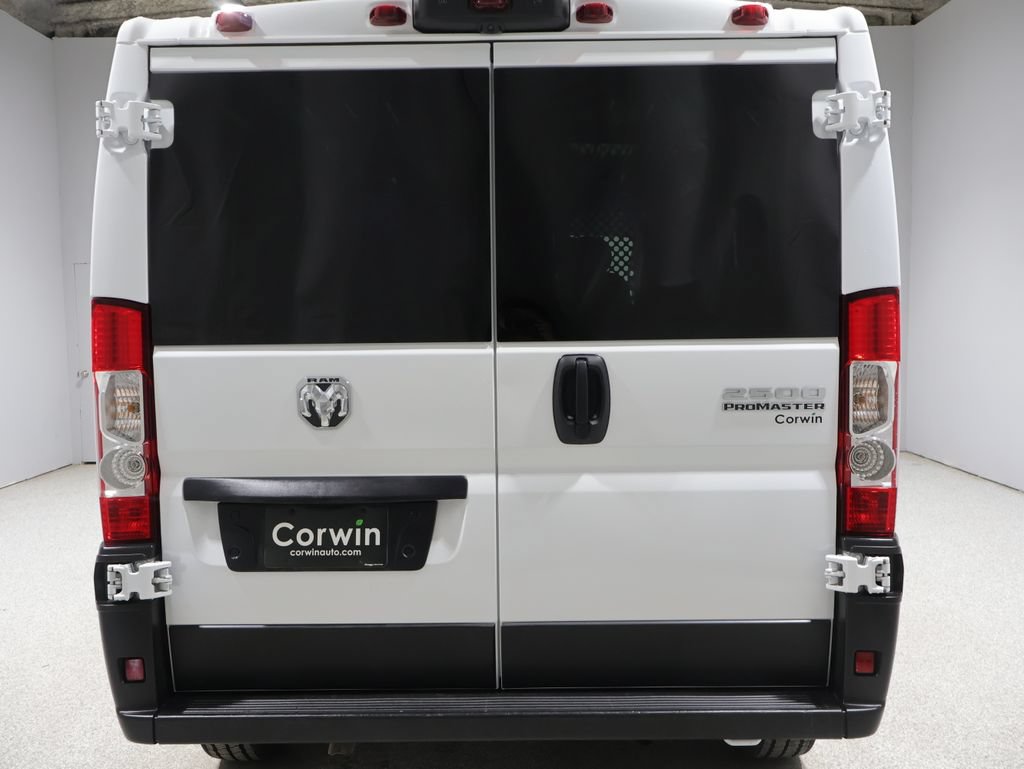 Used 2025 RAM ProMaster 2500 w/ U-Haul Equipment Group FWD video 3
