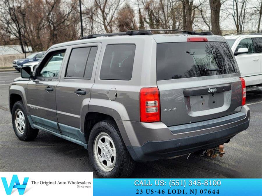 Used 2011 Jeep Patriot Sport image 4