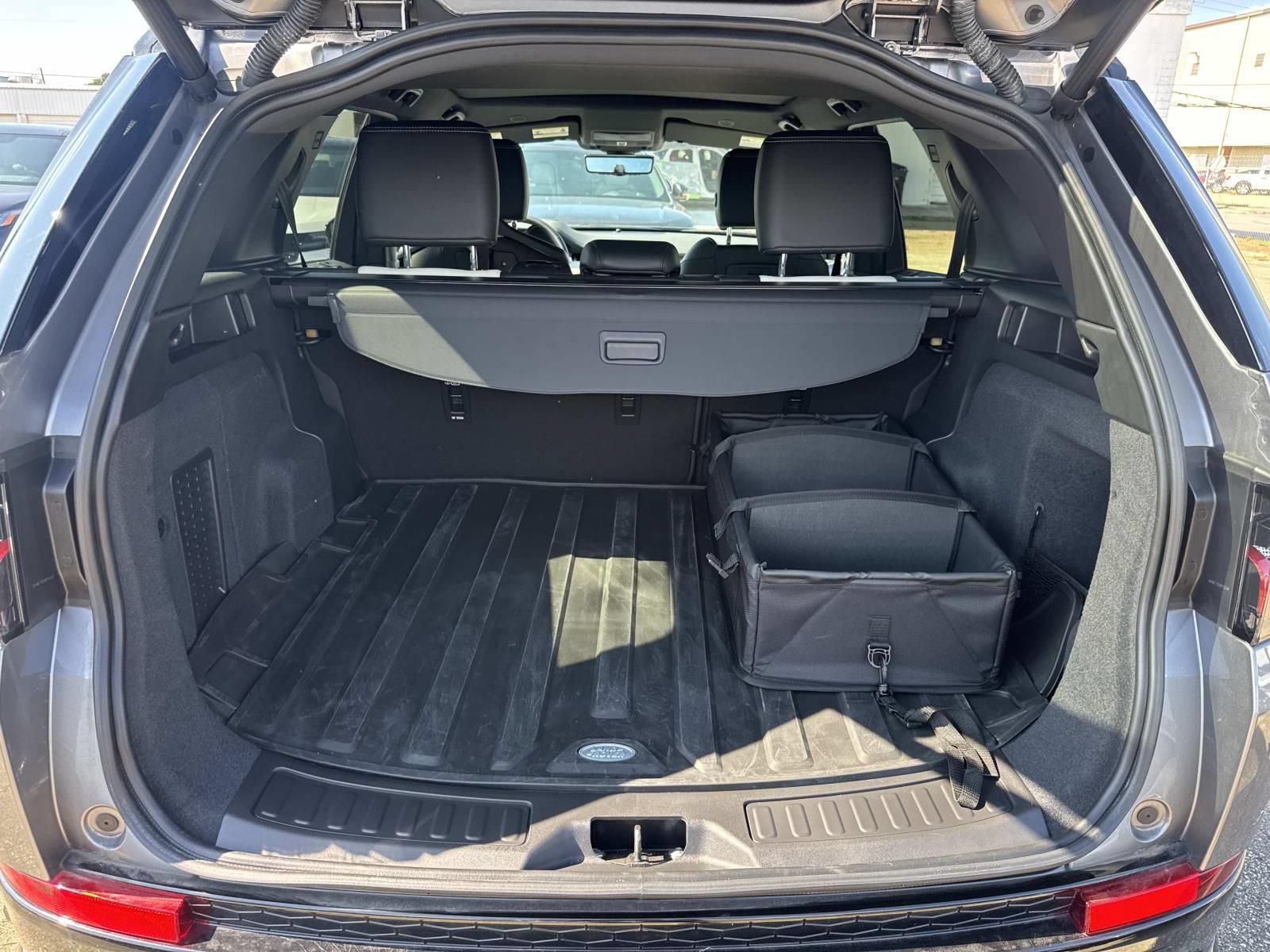 New 2025 Land Rover Discovery Sport Dynamic SE AWD/4WD image 7
