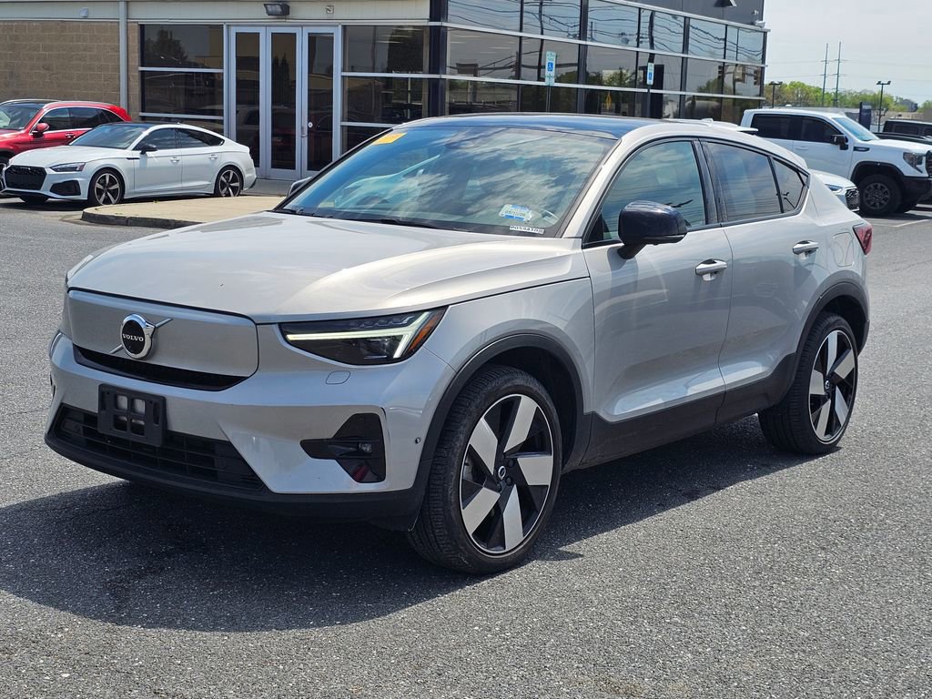 Used 2023 Volvo C40 P8 Recharge Ultimate image 16