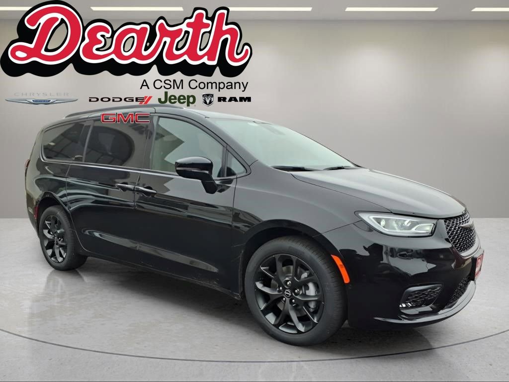 New 2026 Chrysler Pacifica Select w/ S Appearance Package AWD/4WD image 1