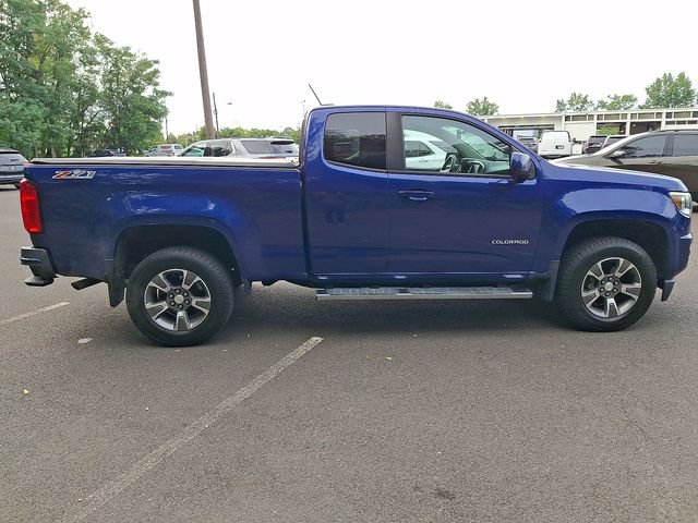 Used 2017 Chevrolet Colorado Z71 AWD/4WD image 9