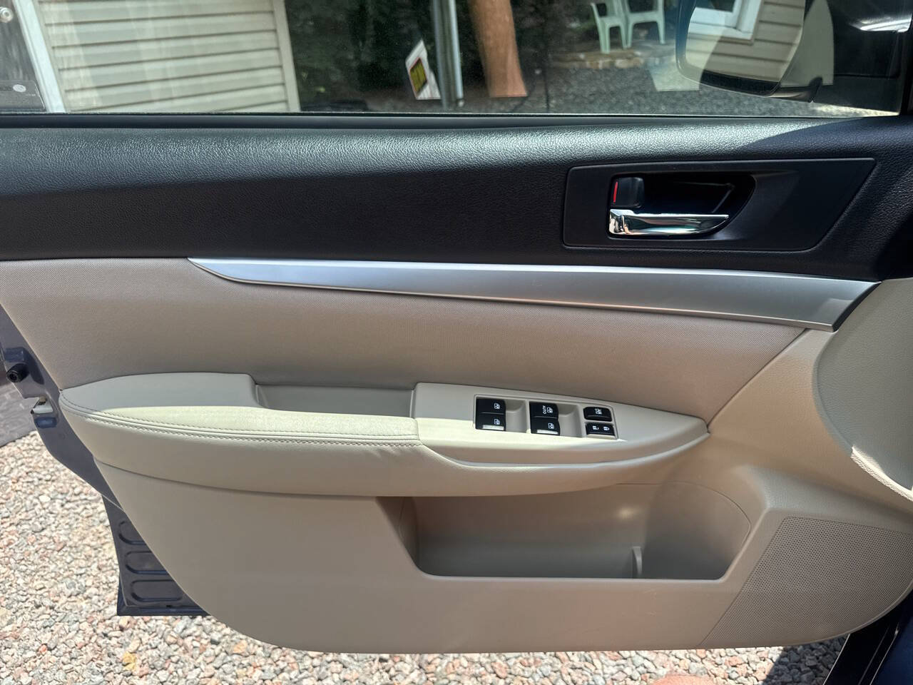 Used 2014 Subaru Outback 2.5i AWD/4WD image 15