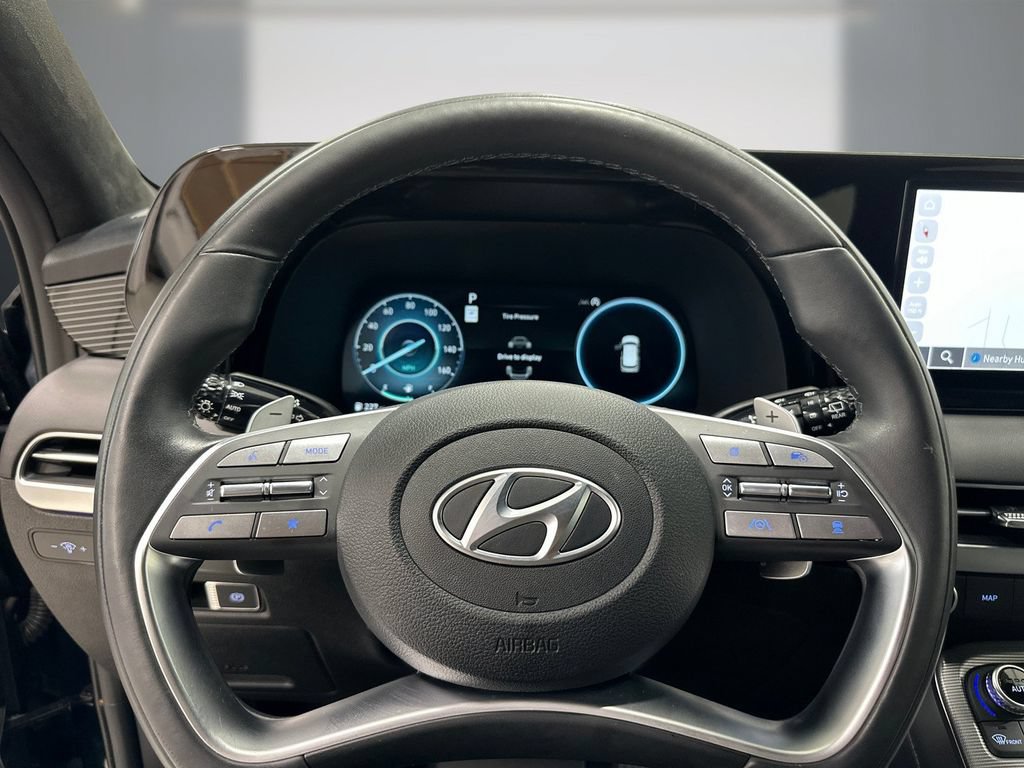 Certified 2025 Hyundai Palisade Calligraphy FWD image 23