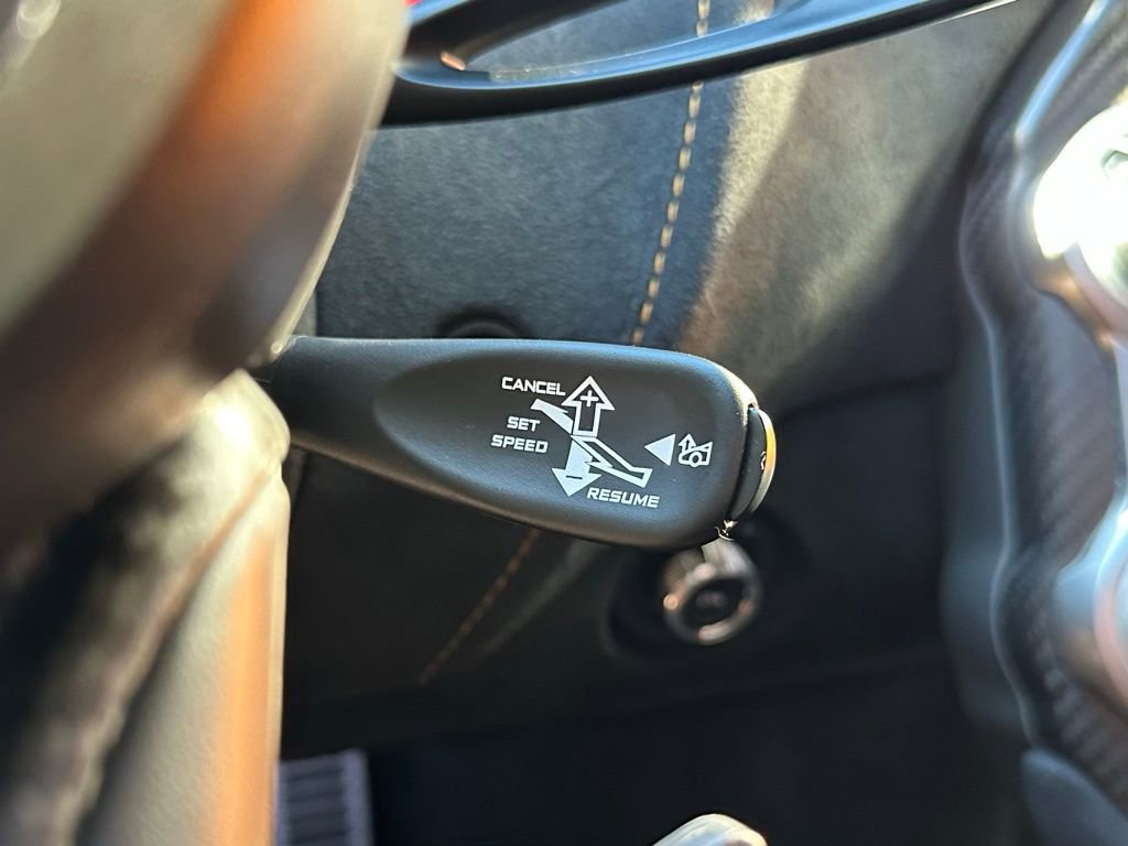 Used 2019 McLaren 720S Performance image 32