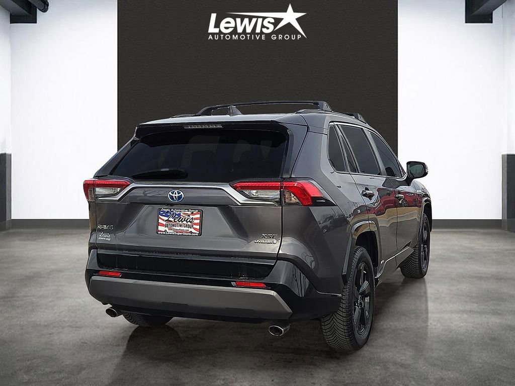 Used 2019 Toyota RAV4 XSE image 4