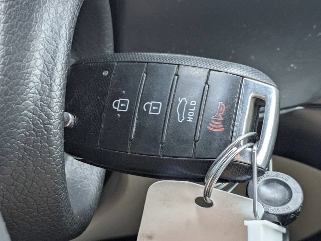 Used 2015 Kia Optima LX FWD image 28
