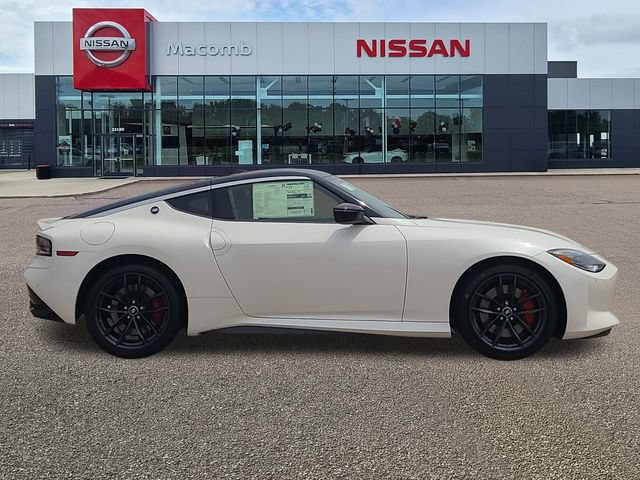 New 2026 Nissan Z Performance w/ Floor Mat Package RWD image 8