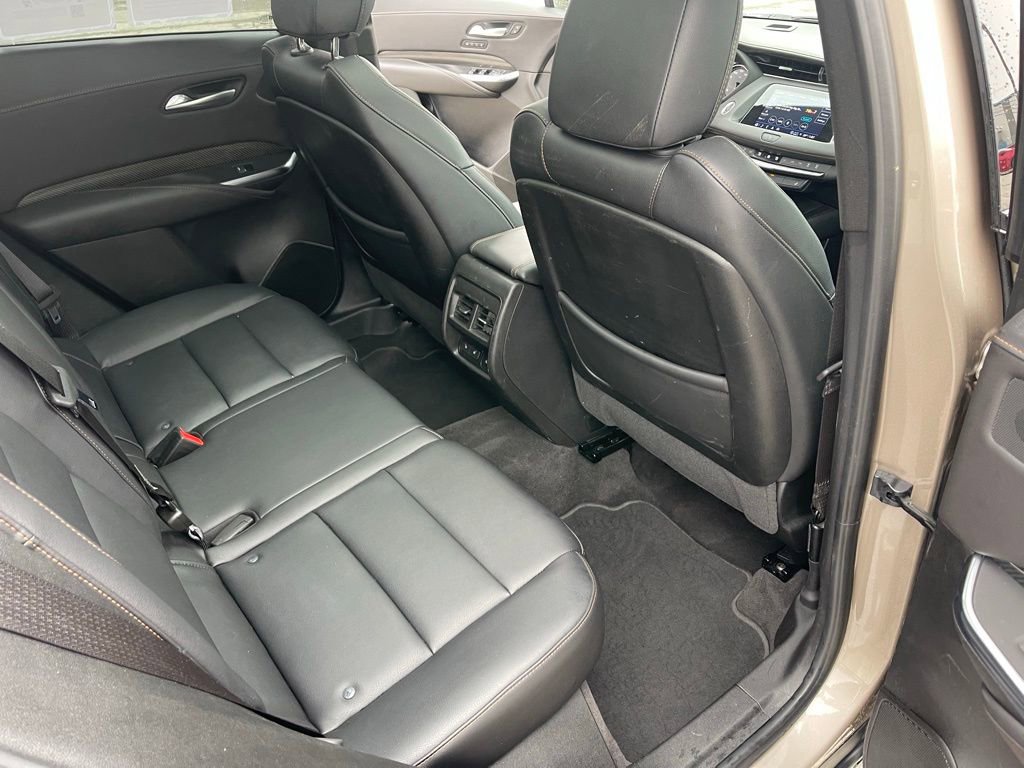 Used 2023 Cadillac XT4 Sport w/ Enhanced Visibility Package image 22