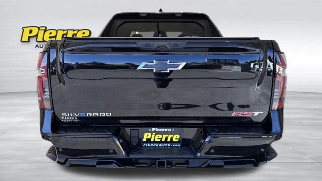 Used 2025 Chevrolet Silverado EV RST image 3