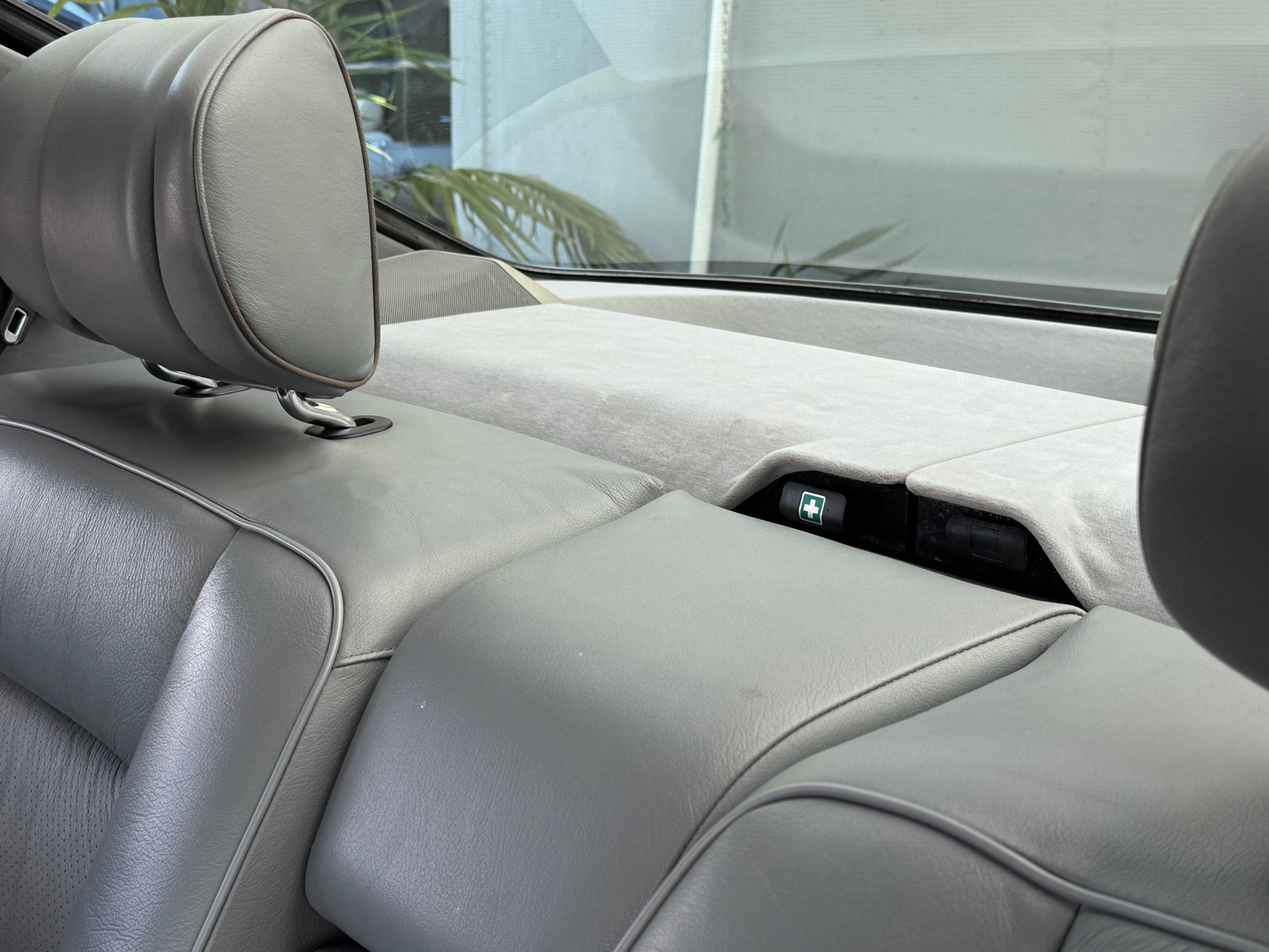 Used 1989 Mercedes-Benz 560 SEC image 24