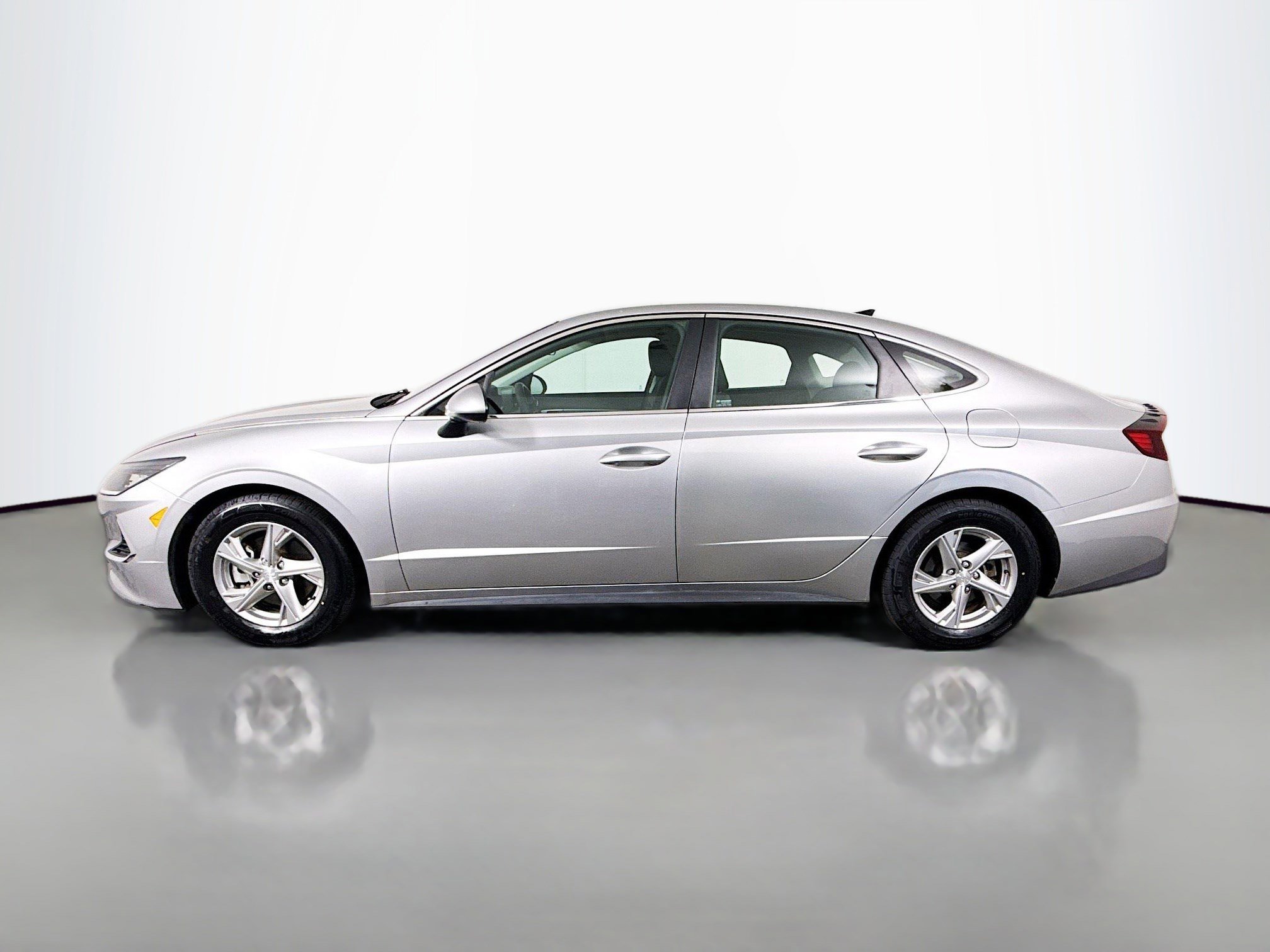 Used 2021 Hyundai Sonata SE image 6