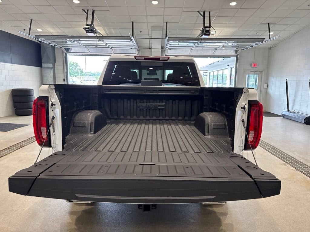 New 2026 GMC Sierra 1500 SLT w/ SLT Premium Plus Package AWD/4WD image 17