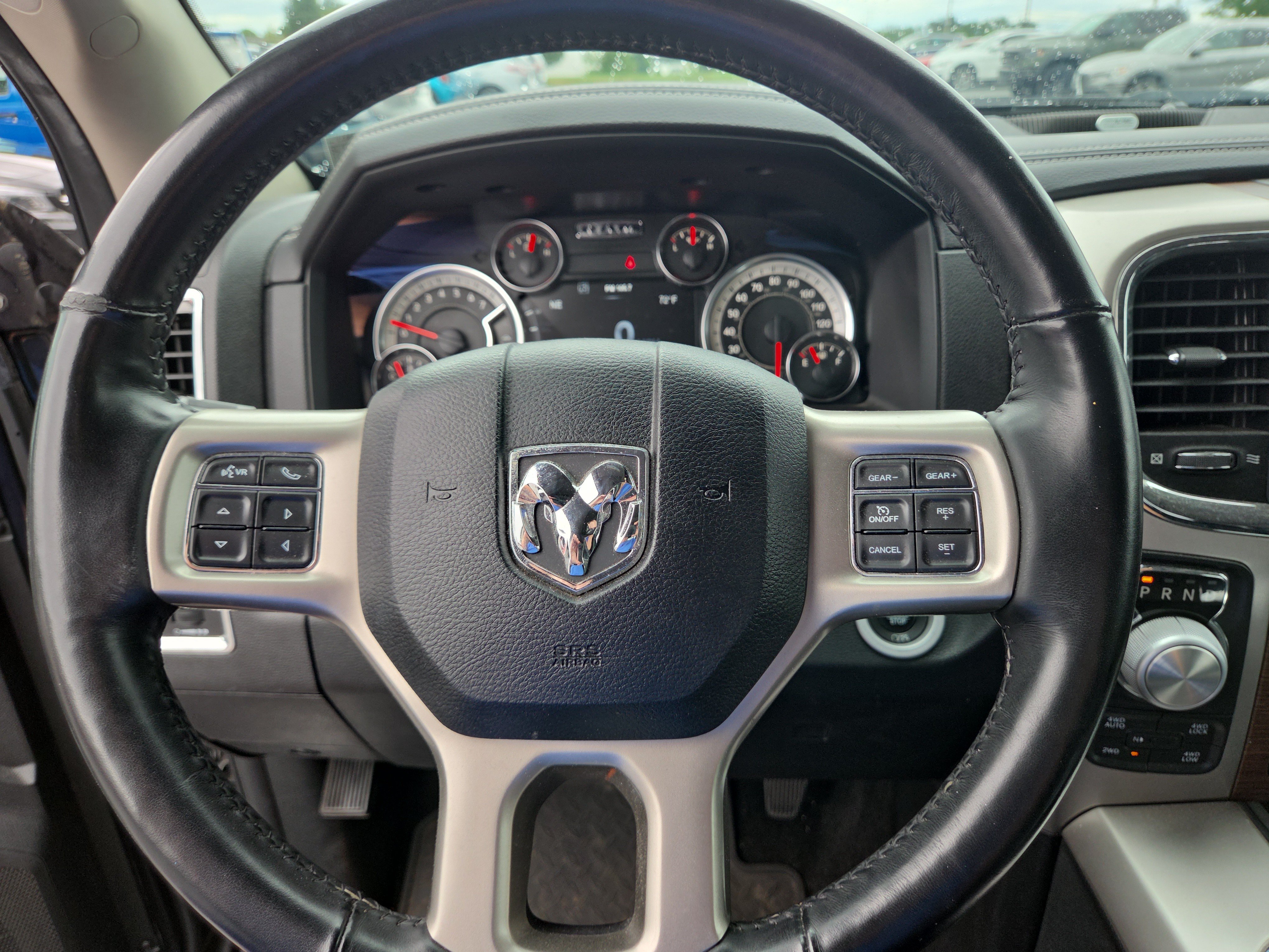 Used 2017 RAM 1500 Laramie w/ Convenience Group AWD/4WD image 3