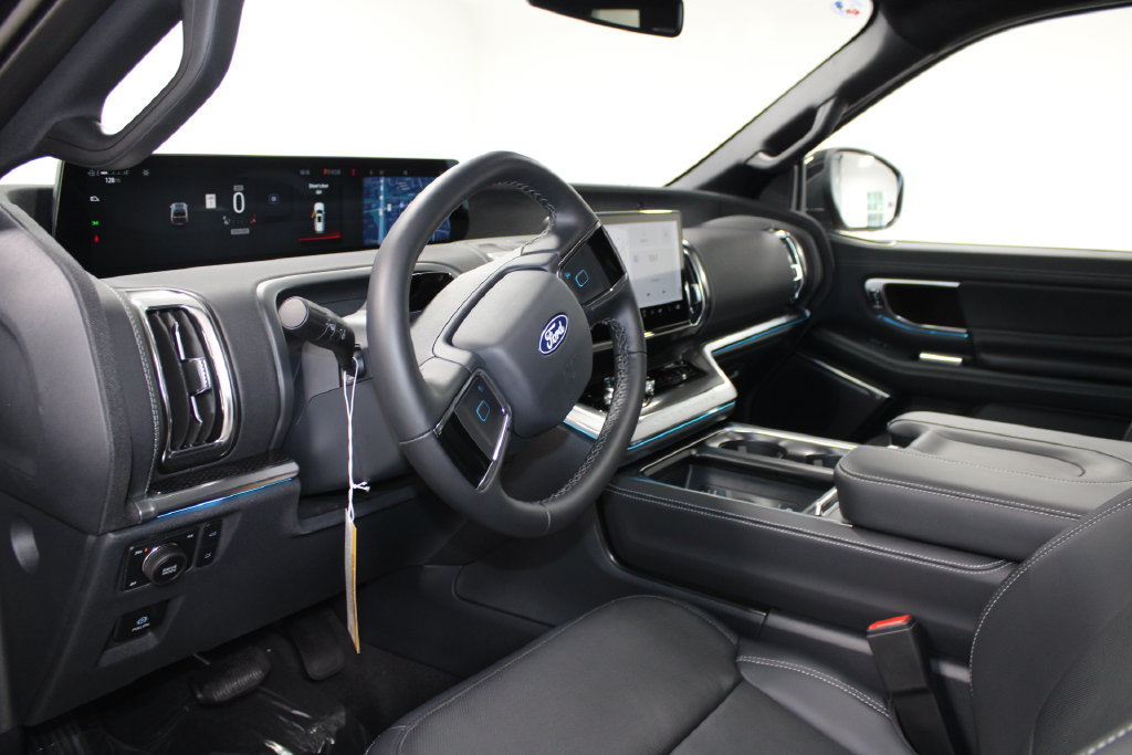 New 2027 Ford Expedition Max Platinum w/ Stealth Performance Package AWD/4WD image 13