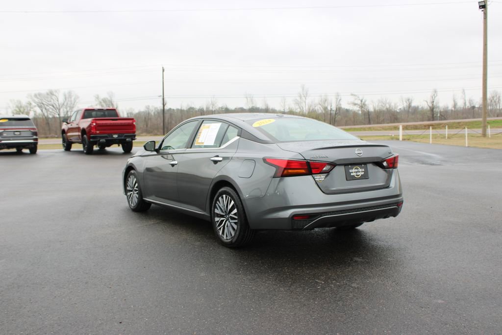 Used 2024 Nissan Altima 2.5 SV FWD image 7