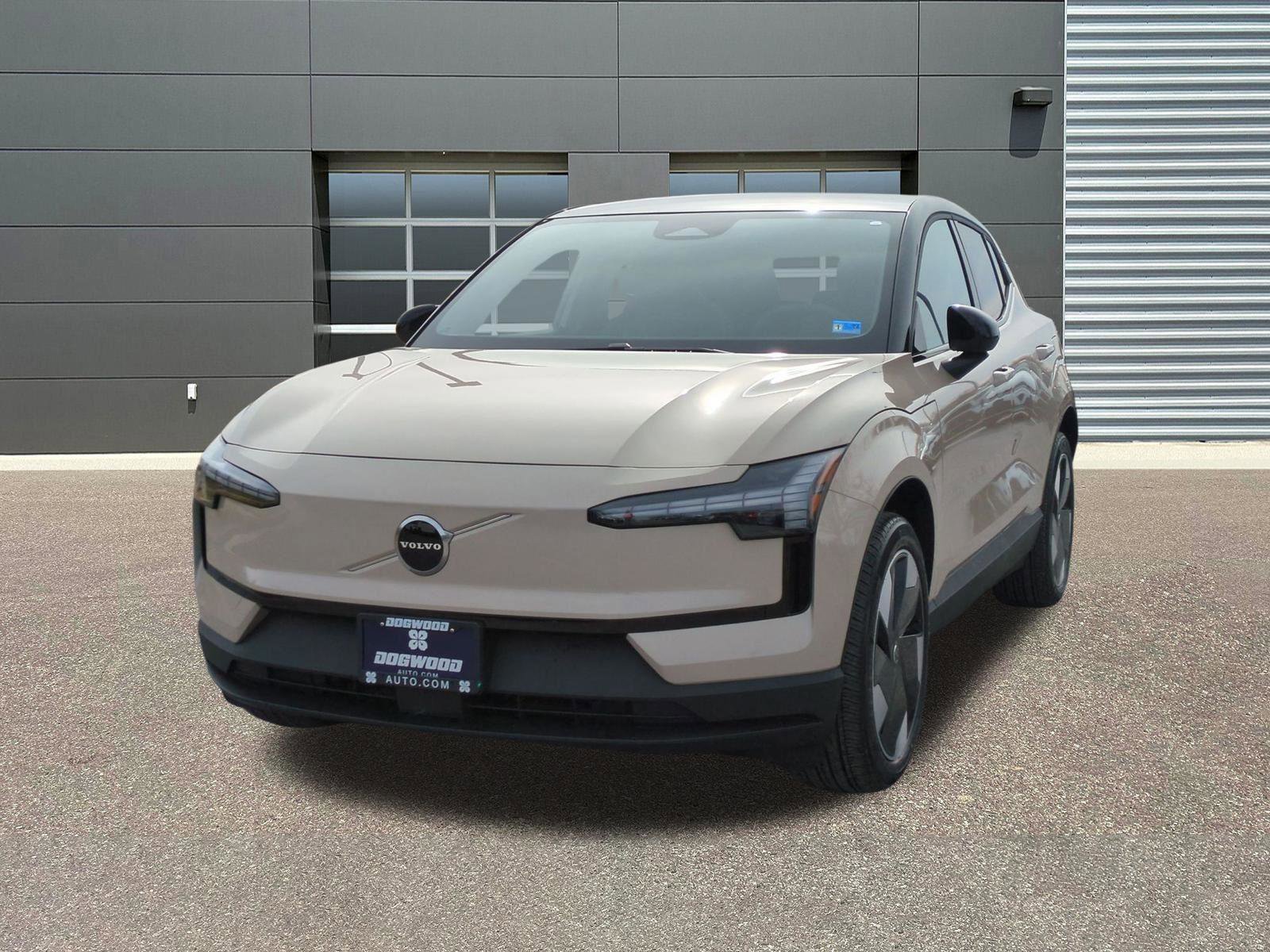 New 2026 Volvo EX30 Plus w/ Protection Package image 3