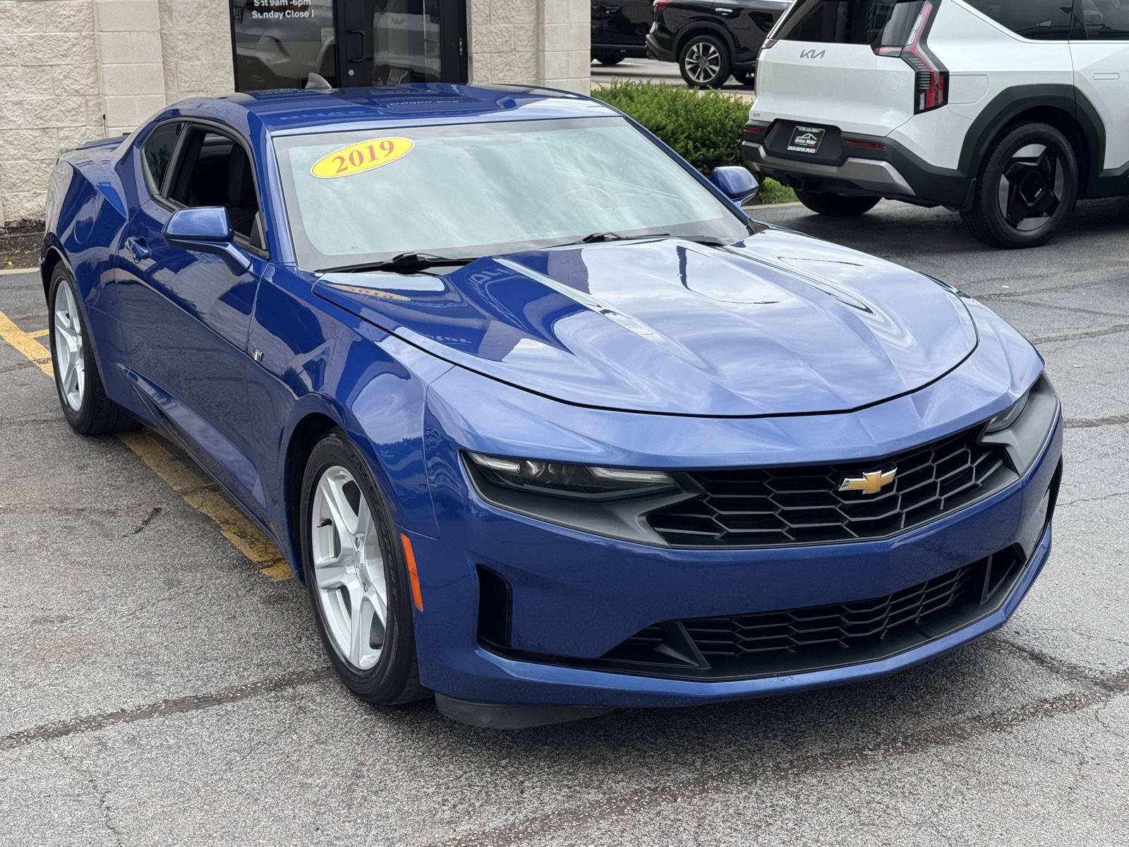 Used 2019 Chevrolet Camaro LT RWD image 16