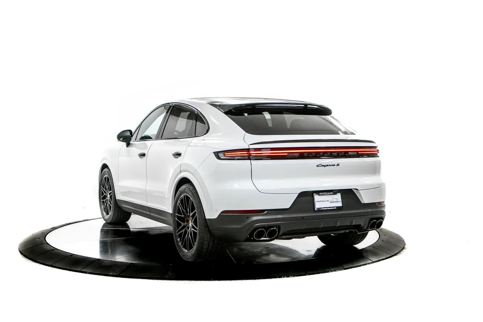 New 2026 Porsche Cayenne S AWD/4WD image 3