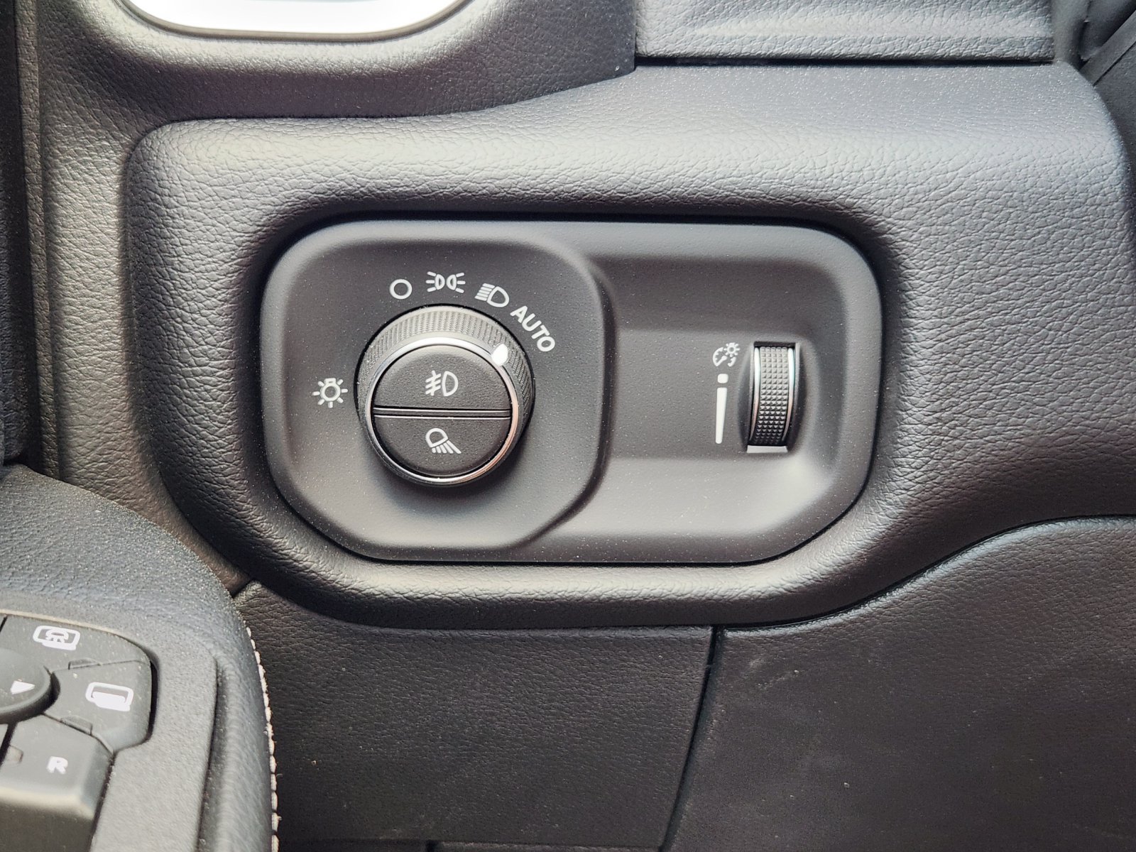 New 2026 RAM 3500 Lone Star AWD/4WD image 33