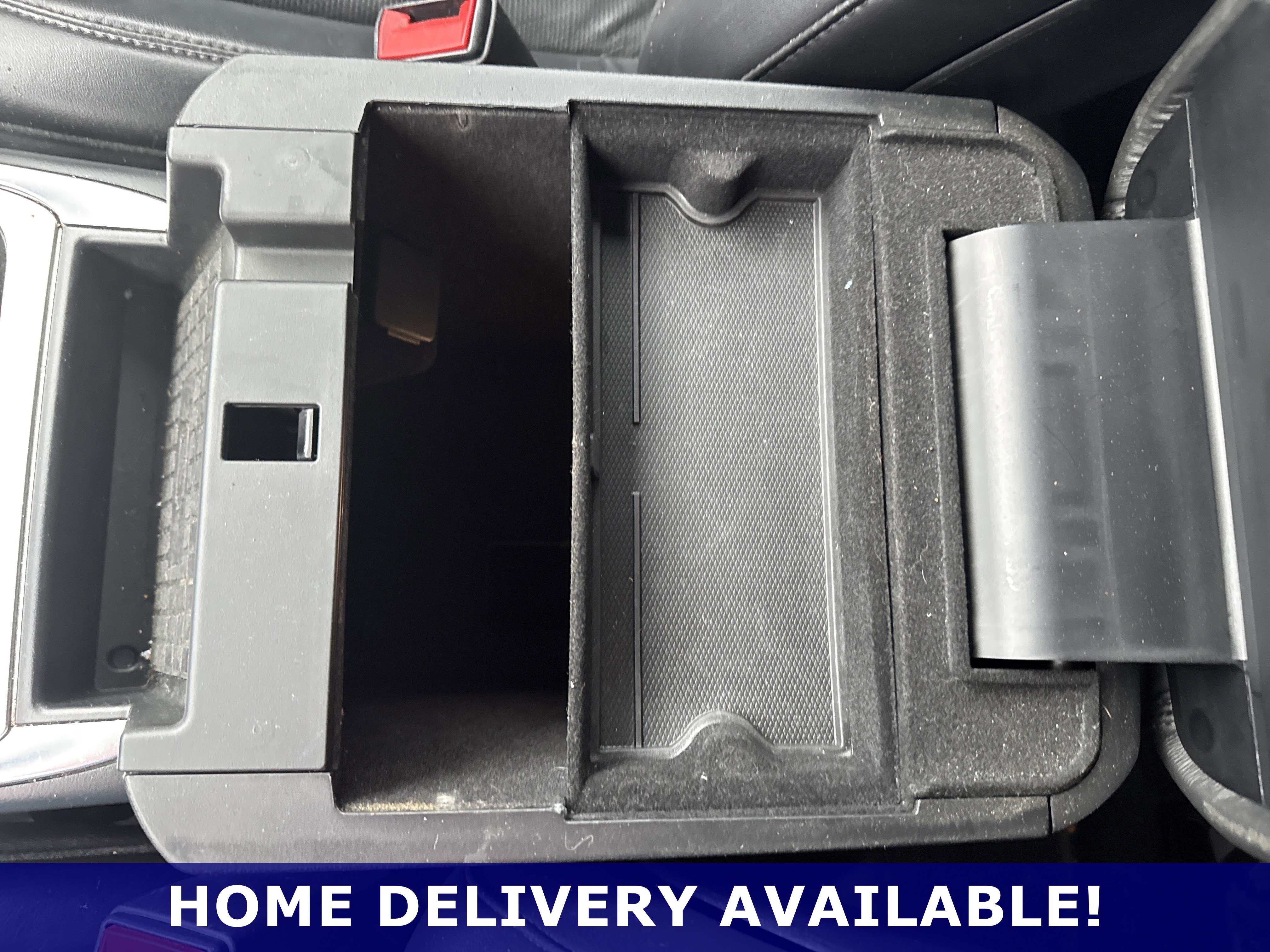 Used 2020 Ford Explorer Platinum w/ Premium Technology Package image 25