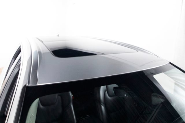 Certified 2023 Volvo XC60 B6 Ultimate w/ Climate Package AWD/4WD image 5