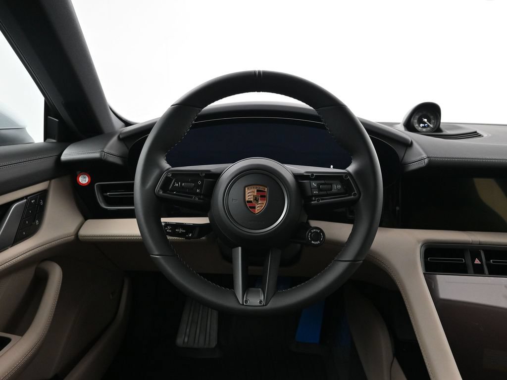 New 2026 Porsche Taycan 4S AWD/4WD image 13