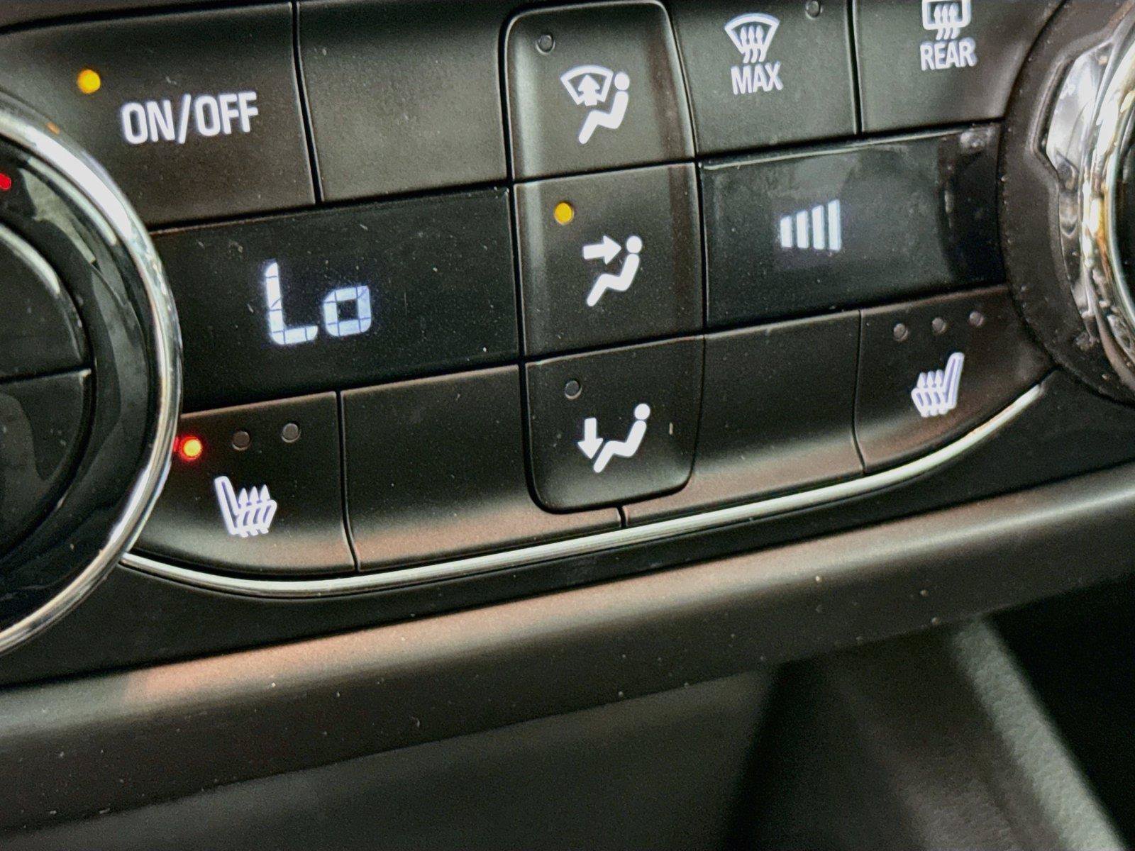 Used 2022 Chevrolet TrailBlazer LT w/ Convenience Package FWD image 20