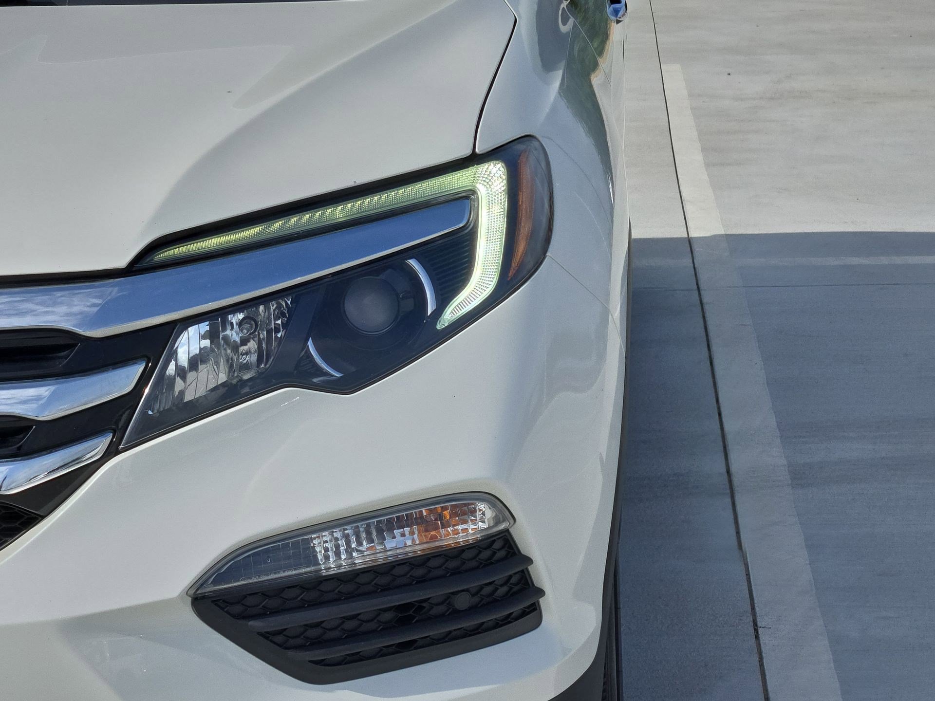 Used 2016 Honda Pilot Touring image 10