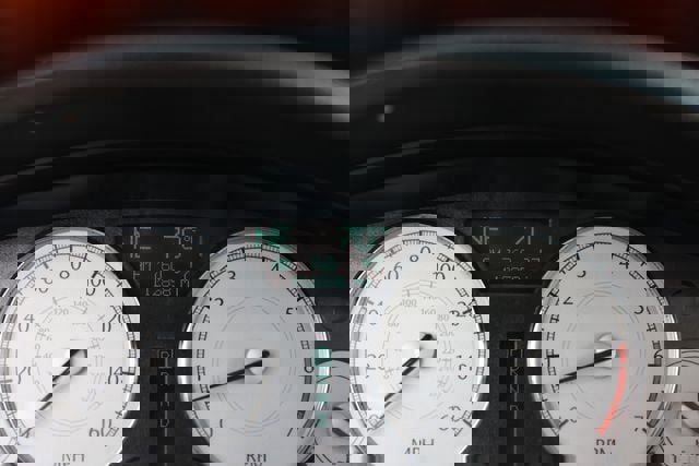 Used 2006 Chrysler 300 C w/ Protection Group II RWD image 48