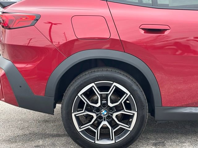 Certified 2025 BMW X2 xDrive28i image 9