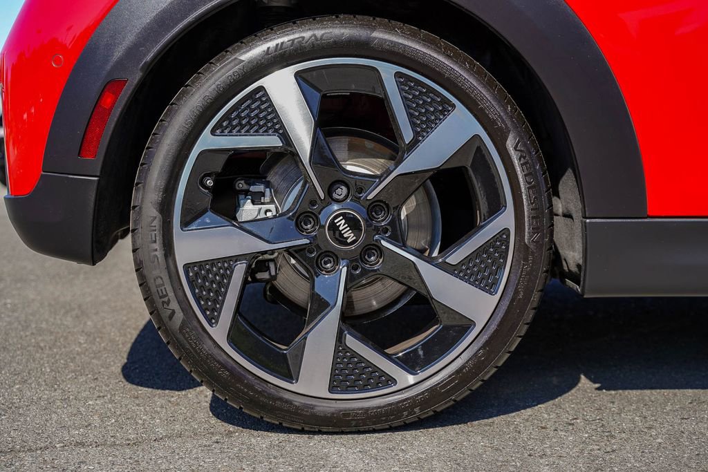 Used 2025 MINI Cooper S image 8