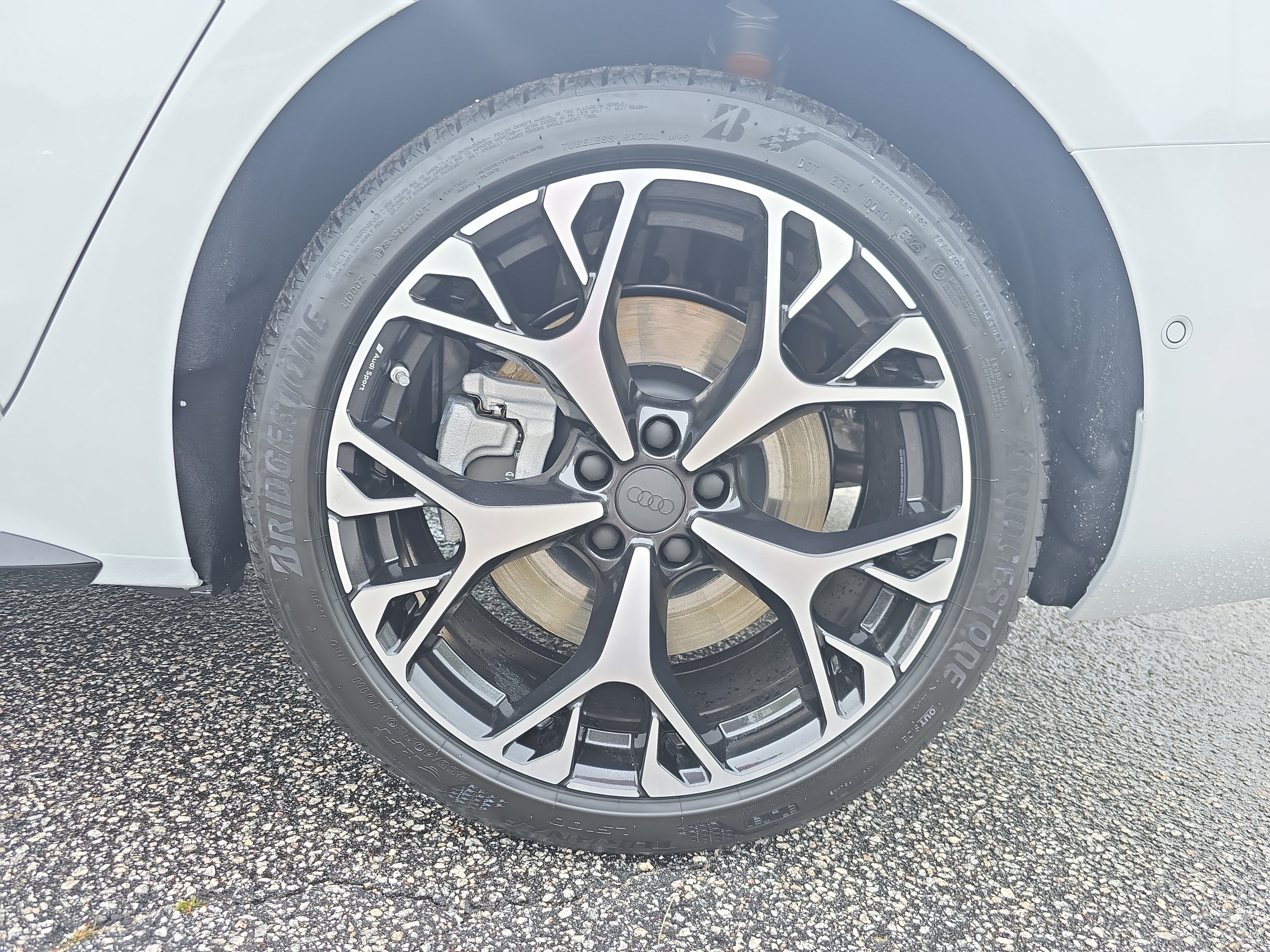 New 2026 Audi A6 Premium Plus AWD/4WD image 32