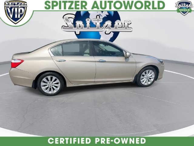 Used 2015 Honda Accord EX image 16