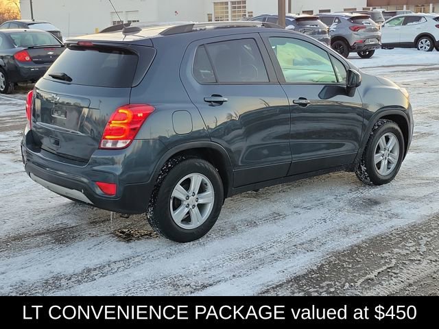 Used 2021 Chevrolet Trax LT w/ Driver Confidence Package image 3