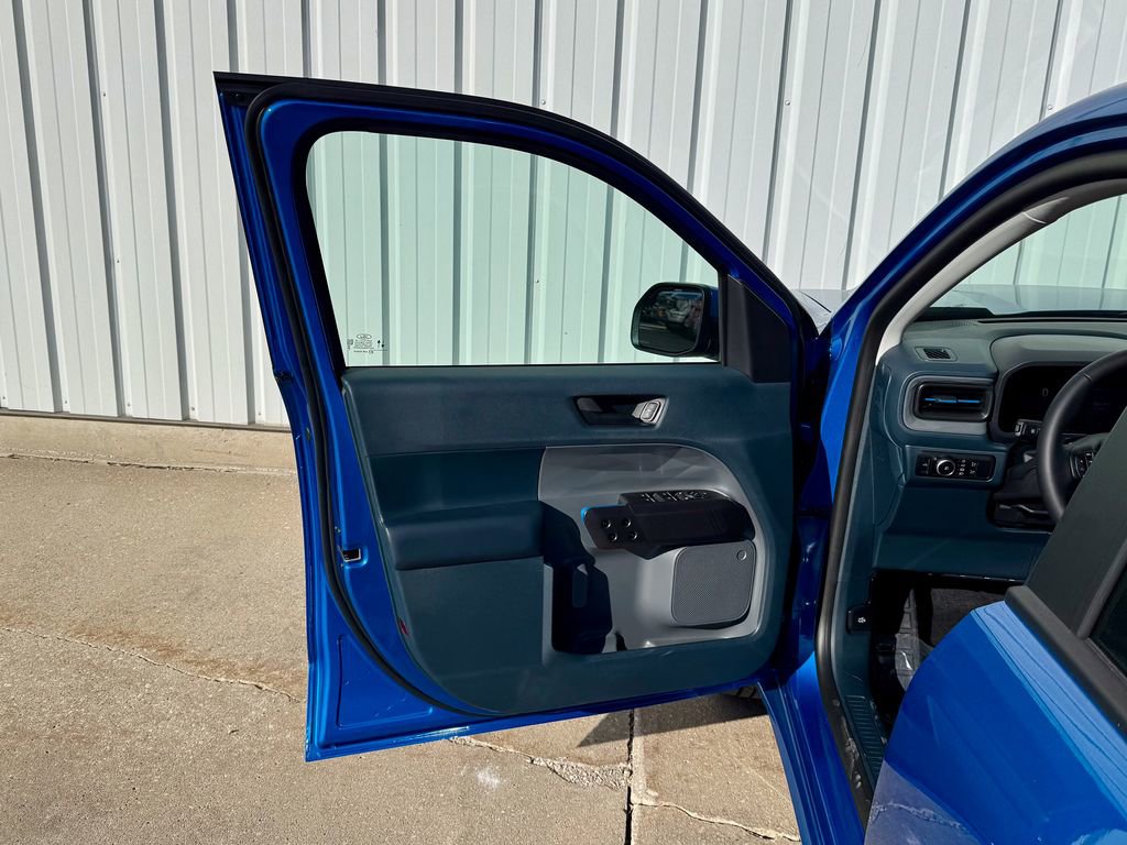 New 2025 Ford Maverick Lobo image 13