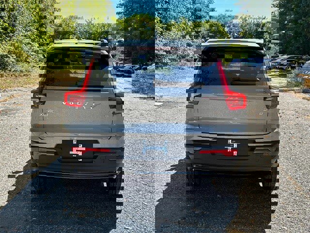 New 2026 Volvo XC40 B5 Plus w/ Protection Package Premier image 3