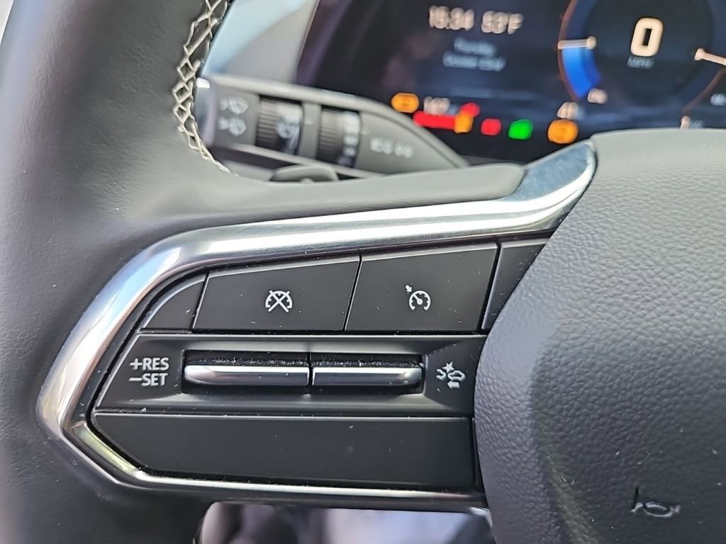 Used 2025 Chevrolet Equinox EV LT w/ Convenience Package image 12