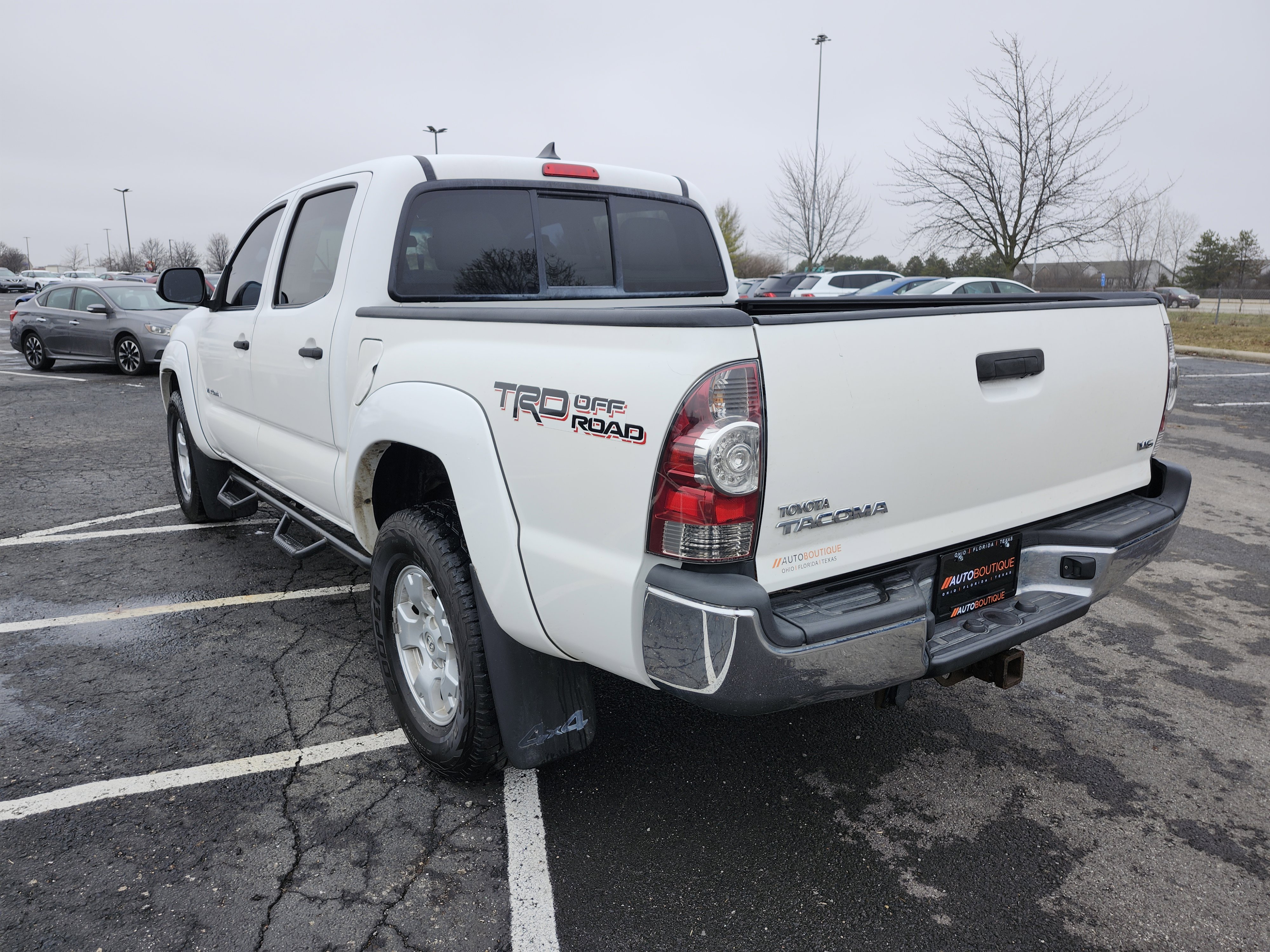 Used 2014 Toyota Tacoma 4x4 Double Cab w/ TRD Off-Road Package image 14