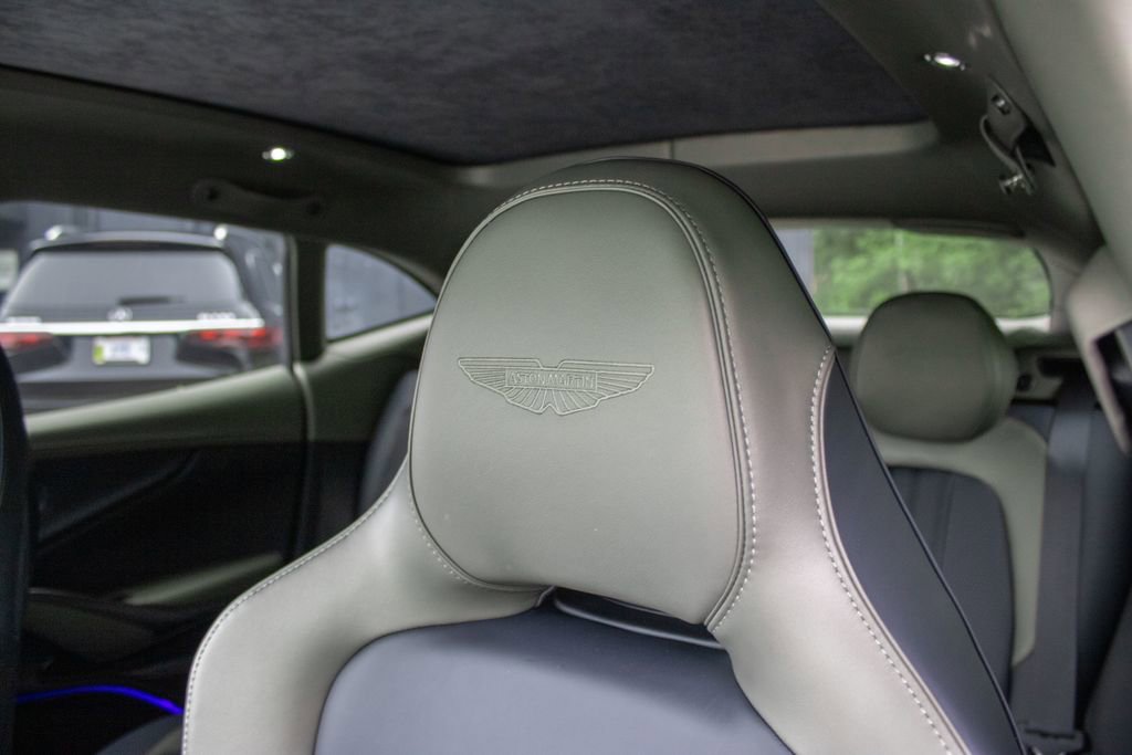New 2025 Aston Martin DBX 707 image 15