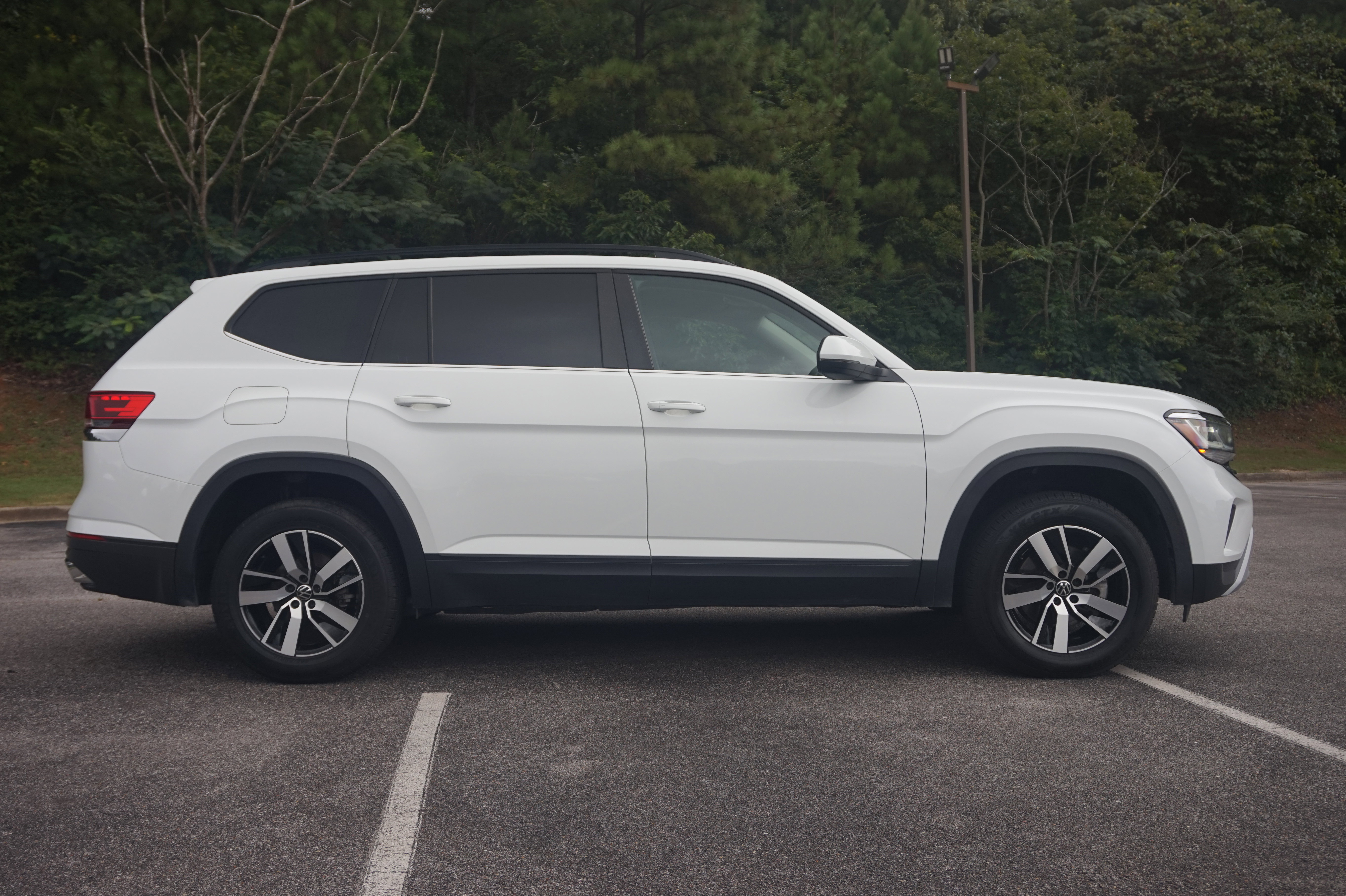 Used 2022 Volkswagen Atlas SE image 10