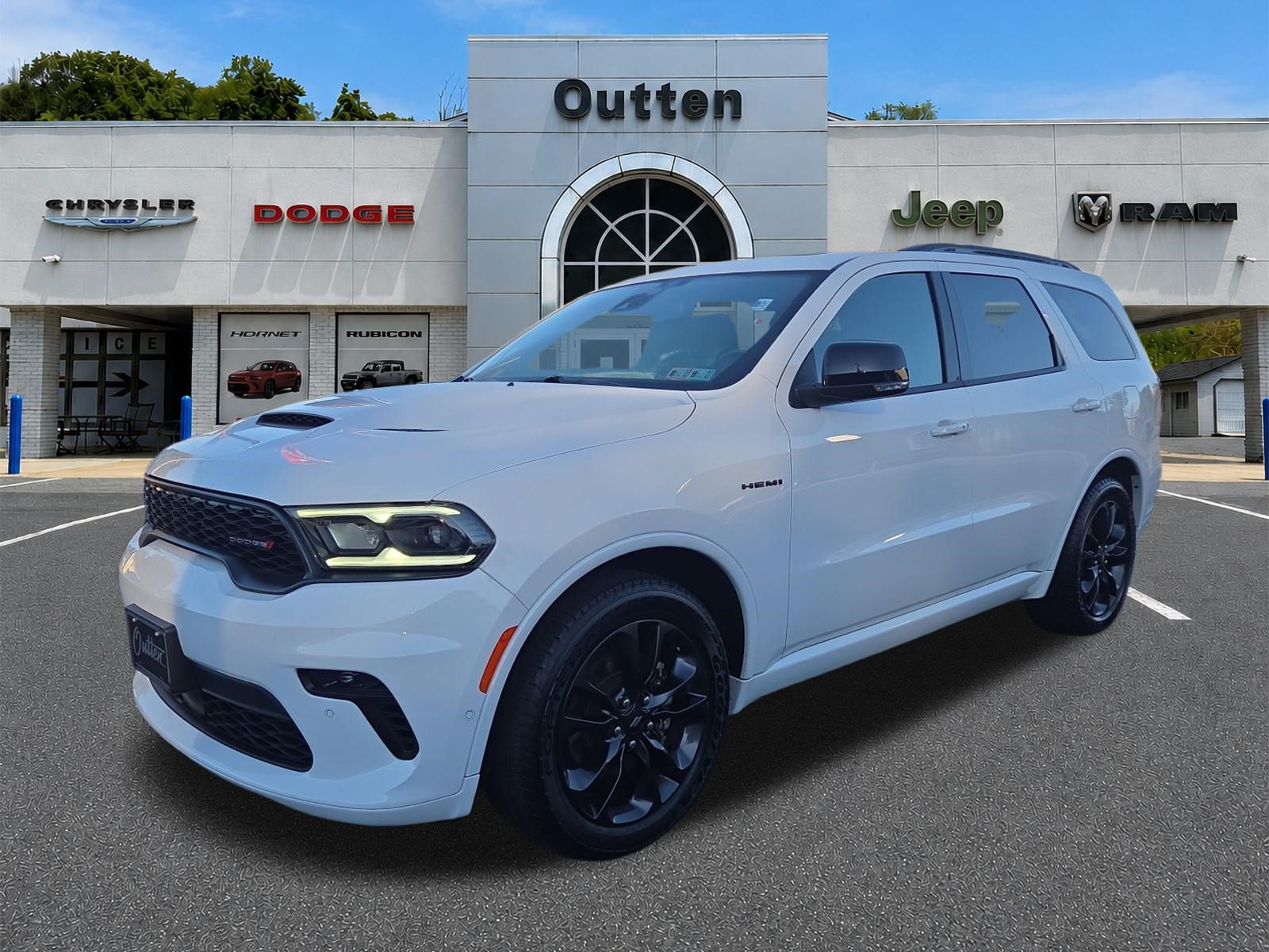 Used 2023 Dodge Durango R/T AWD/4WD image 8