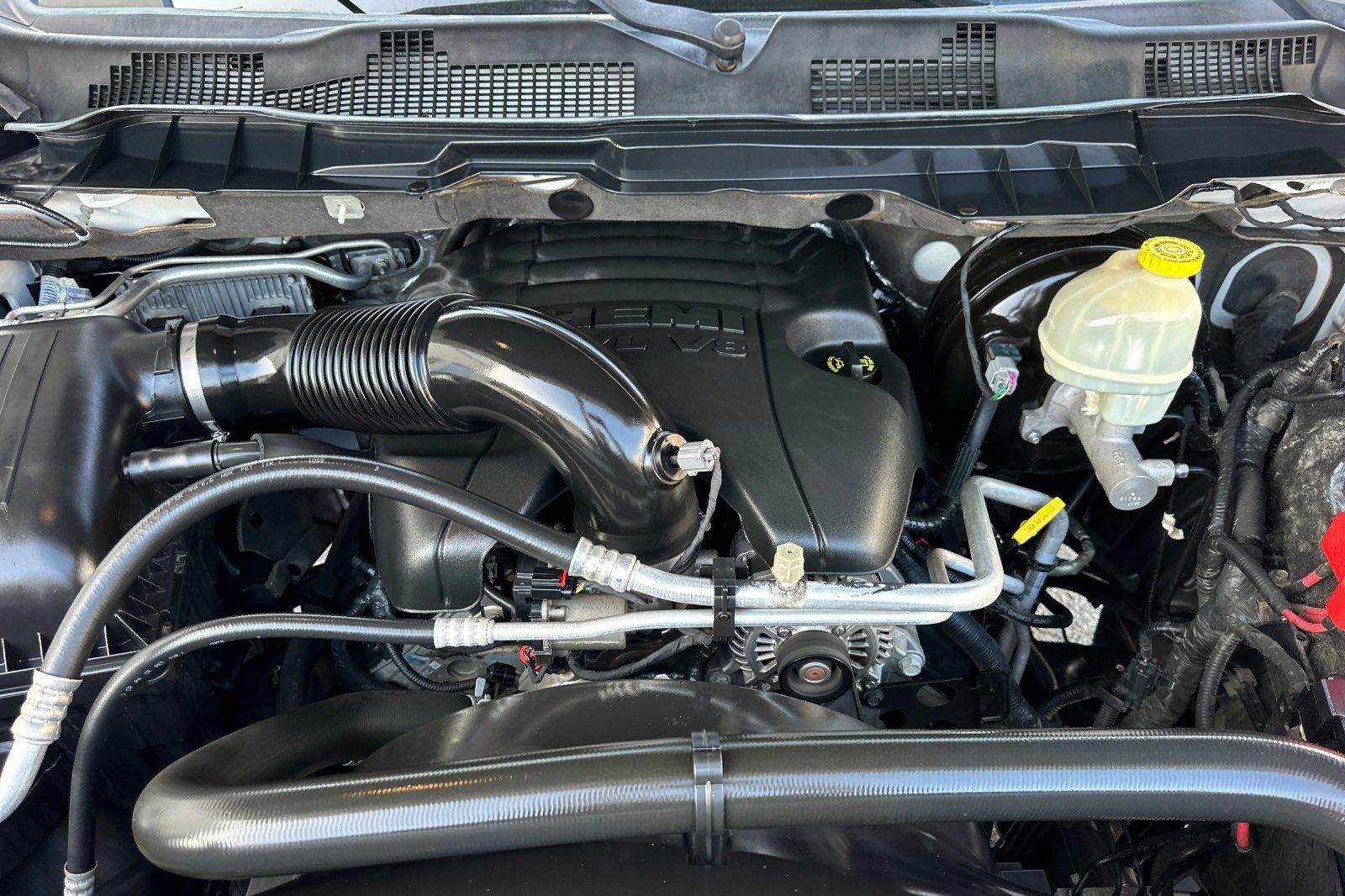 Used 2015 RAM 1500 Laramie w/ Convenience Group RWD image 23
