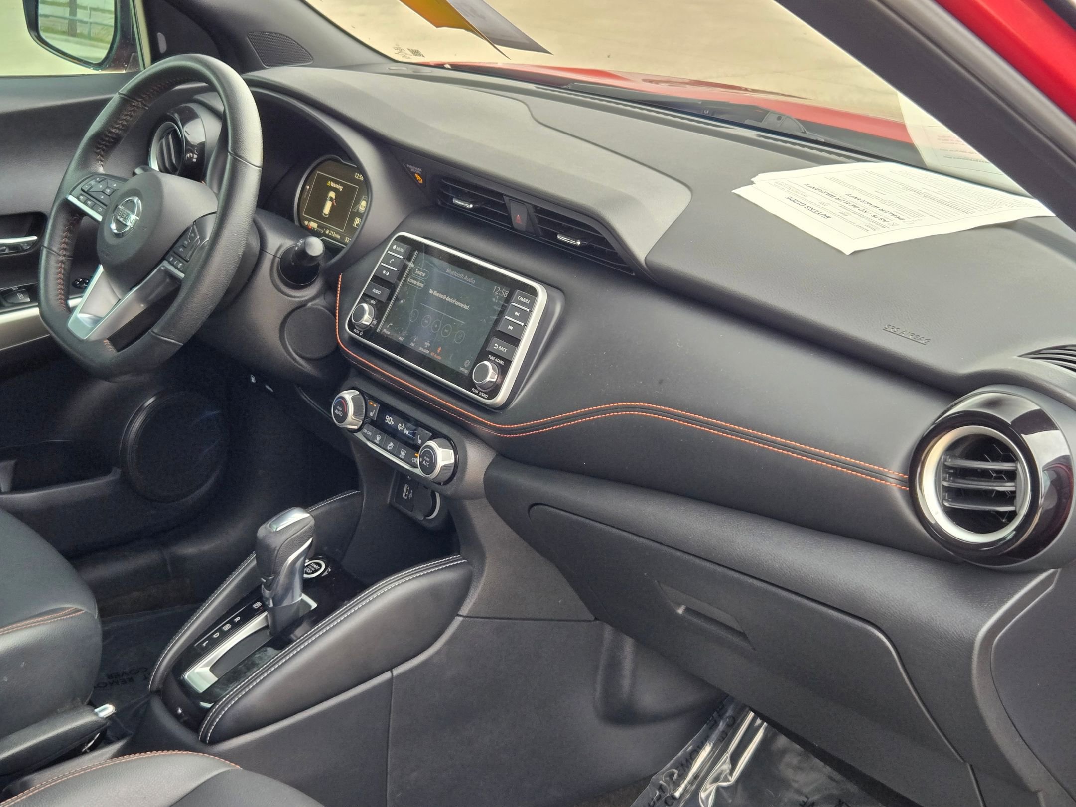 Used 2020 Nissan Kicks SR w/ SR Premium Package image 28