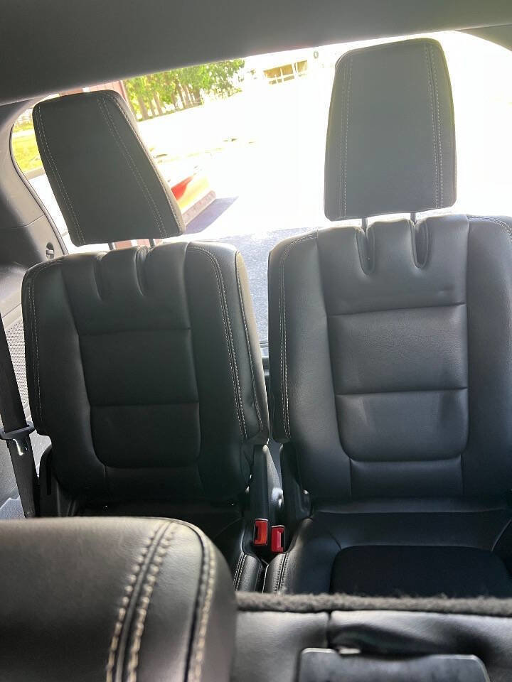 Used 2013 Ford Explorer Sport AWD/4WD image 8