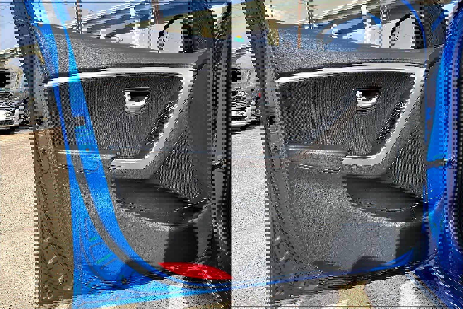 Used 2017 Hyundai Elantra GT image 19