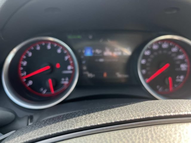 Used 2018 Toyota Camry XSE FWD image 40