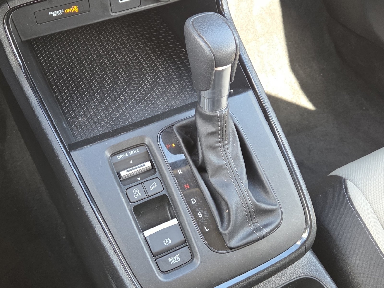 Used 2024 Honda CR-V LX image 6