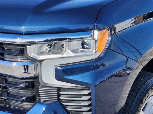 Used 2023 Chevrolet Silverado 1500 LT image 9